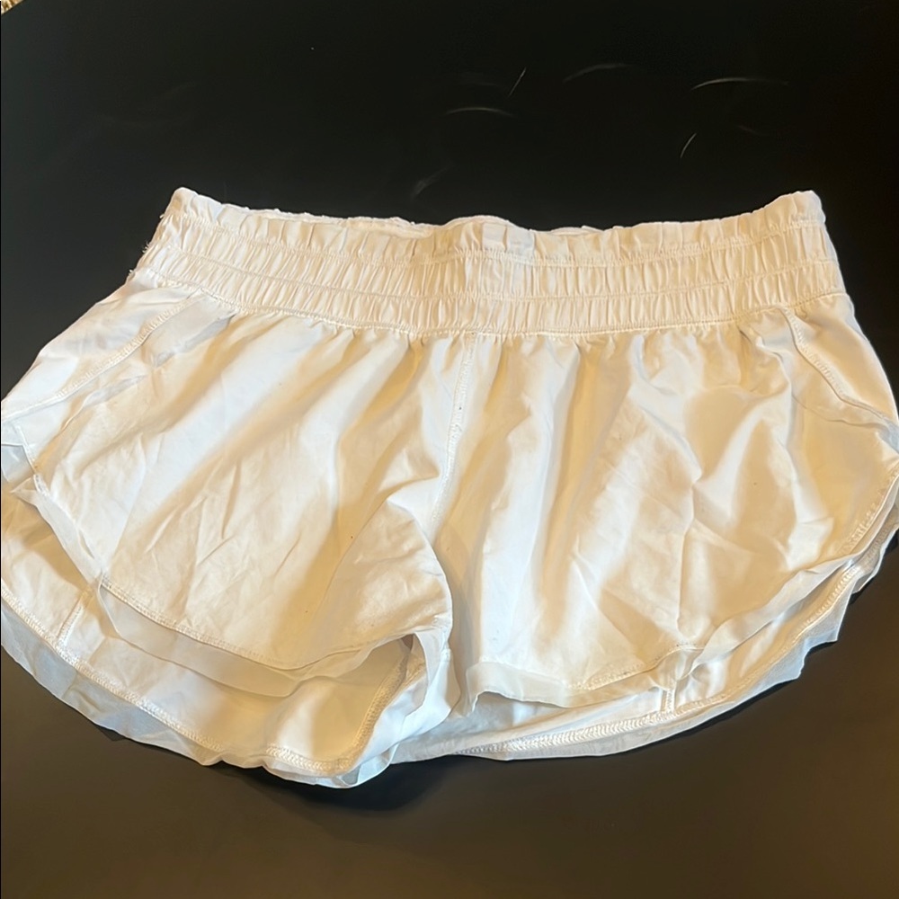 Lululemon Athletica White Athletic Shorts Lightweight Elastic Waist